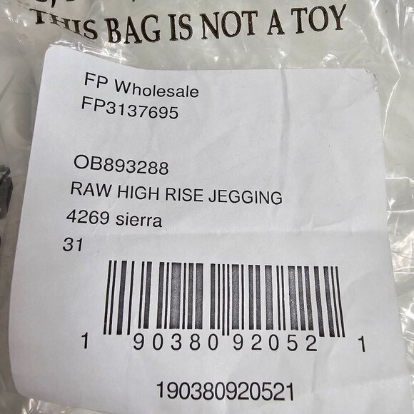 Free People High-Waisted Light Wash Ankle Skinny Jeans Cut off Women's Size 31 - Picture 9 of 16